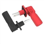 Suurvirtaenergian varastoinnin akun liittimet Kulmapistoke